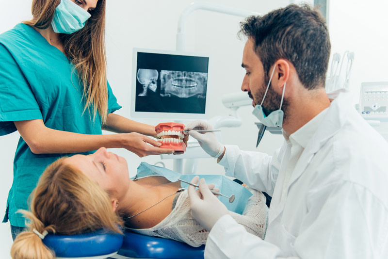 Reasons To Become A Dental Assistant Vs Dental Hygienist